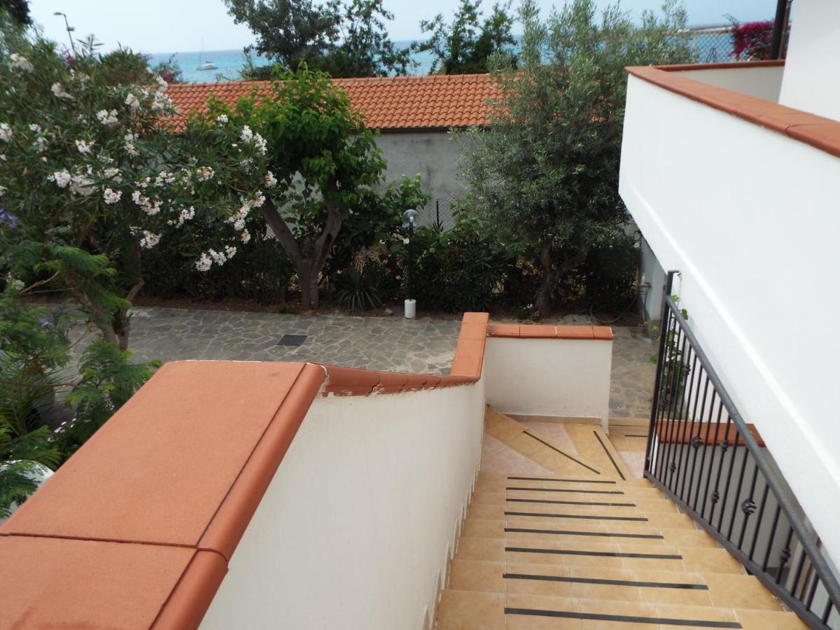 La Grazia Aparthotel Parghelia Exterior photo